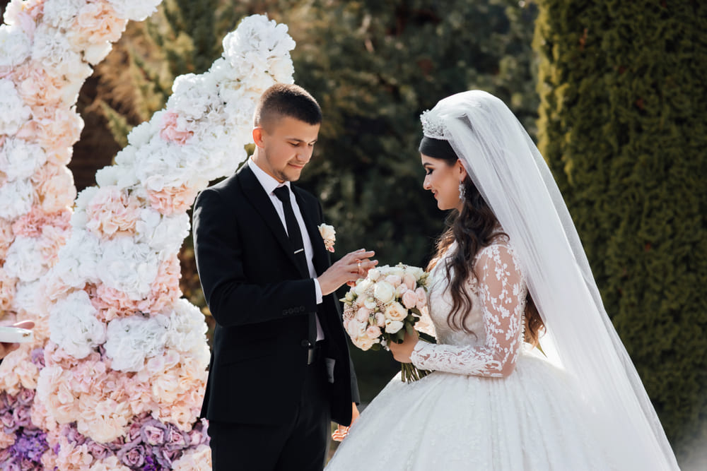 Wedding Pose